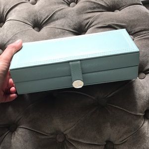 Travel jewelry box
